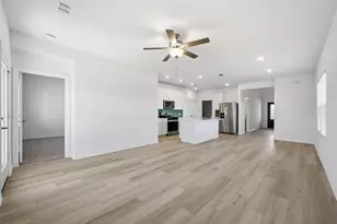 701 Leavenworth Dr, McKinney, TX 75071 - Photo 4