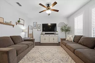 448 Spring Dr, Saginaw, TX 76131 - Photo 20