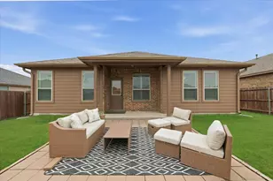 448 Spring Dr, Saginaw, TX 76131 - Photo 36