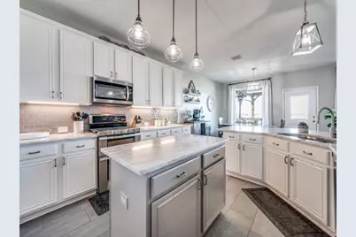 4001 Lakeside Drive, The Colony, TX 75056 - Photo 8