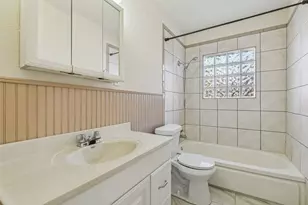 6341 Sudbury Dr, Dallas, TX 75214 - Photo 10