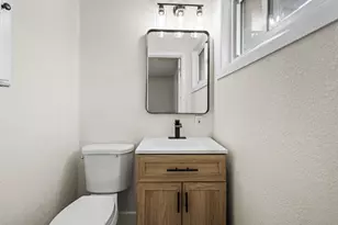 712 Pine St, Hurst, TX 76053 - Photo 12