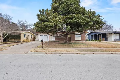 712 Pine Street, Hurst, TX 76053 - Photo 20