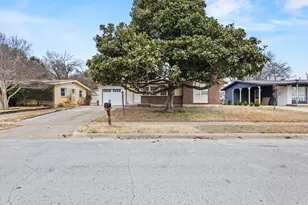 712 Pine St, Hurst, TX 76053 - Photo 20