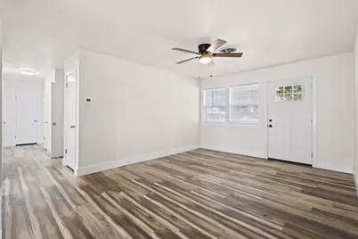 712 Pine Street, Hurst, TX 76053 - Photo 2