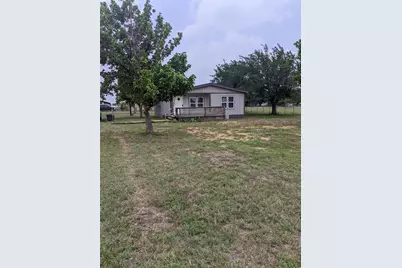 18604 Jerry Joy Road, Justin, TX 76247 - Photo 2
