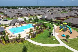 8404 Radiant St, Garland, TX 75043 - Photo 2