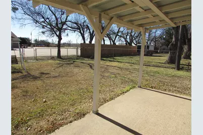 1210 Winkler Street, Ennis, TX 75119 - Photo 14