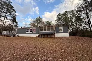 383 Randall Ave, Jefferson, TX 75657 - Photo 1