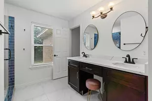 9013 Topperwind Ct, Fort Worth, TX 76134 - Photo 16