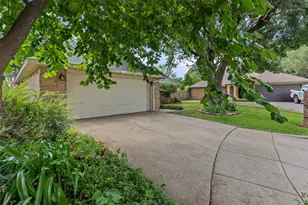 9013 Topperwind Ct, Fort Worth, TX 76134 - Photo 32