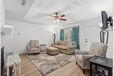 9013 Topperwind Court, Fort Worth, TX 76134 - Photo 8