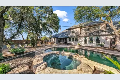 100 Oakview Drive, Hudson Oaks, TX 76087 - Photo 2