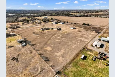 1043 Bells Chapel Road, Pecan Hill, TX 75165 - Photo 32