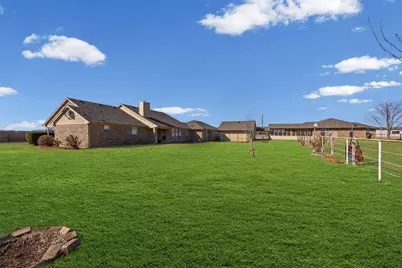 1043 Bells Chapel Road, Pecan Hill, TX 75165 - Photo 34