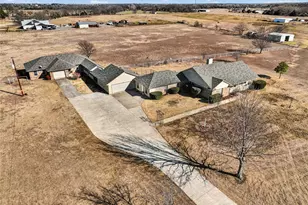 1043 Bells Chapel Rd, Pecan Hill, TX 75165 - Photo 28