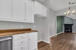 4339 Blackwell St, Bellmead, TX 76705 - Photo 8