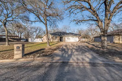 4339 Blackwell Street, Bellmead, TX 76705 - Photo 2