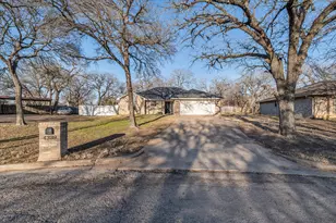 4339 Blackwell St, Bellmead, TX 76705 - Photo 2