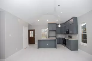 1527 Caldwell Ave, Dallas, TX 75223 - Photo 8