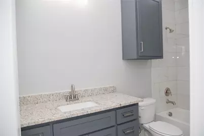 1527 Caldwell Avenue, Dallas, TX 75223 - Photo 18