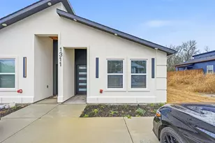 1311 Oneal St, Commerce, TX 75428 - Photo 1