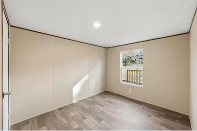 279 Carlisle Court, Springtown, TX 76082 - Photo 14