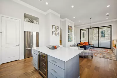 653 Dalton Lane, Irving, TX 75039 - Photo 12