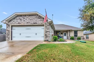 4720 Medina Street, Granbury, TX 76048 - Photo 4