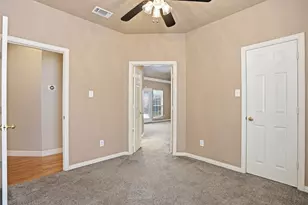 2221 Templeton Dr, Arlington, TX 76006 - Photo 22