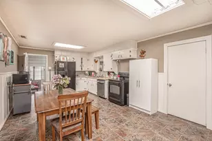 1016 Tower St, Canton, TX 75103 - Photo 14