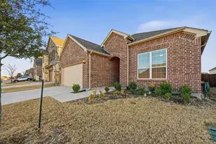 956 Manuel Dr, Fate, TX 75087 - Photo 2