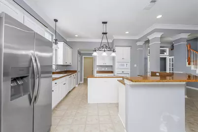 8444 Parkdale Drive, North Richland Hills, TX 76182 - Photo 8