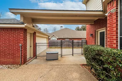 8444 Parkdale Drive, North Richland Hills, TX 76182 - Photo 2