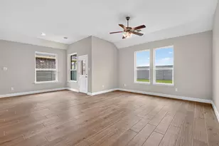 8505 Red Oak Dr, Justin, TX 76247 - Photo 16