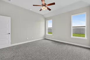 8505 Red Oak Dr, Justin, TX 76247 - Photo 18