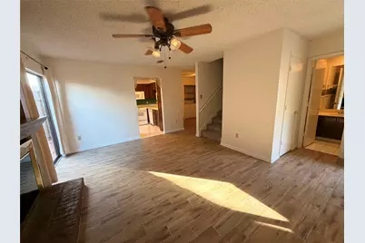 2327 Torrington Drive #C, Arlington, TX 76012 - Photo 2