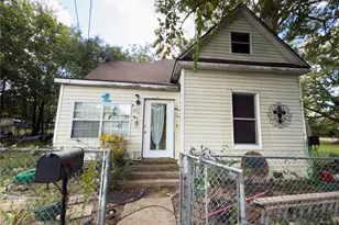 404 E Orange St, Sherman, TX 75090 - Photo 1