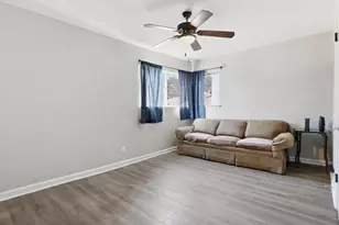 2713 Meadowstone Ct, Carrollton, TX 75006 - Photo 20