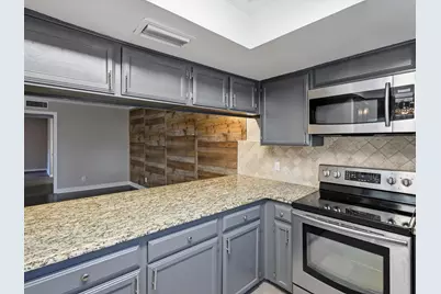 2713 Meadowstone Court, Carrollton, TX 75006 - Photo 8