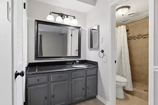 2713 Meadowstone Ct, Carrollton, TX 75006 - Photo 18