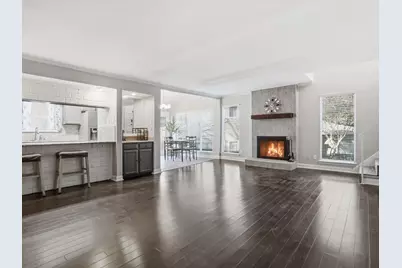 2713 Meadowstone Court, Carrollton, TX 75006 - Photo 6