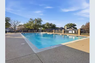 2713 Meadowstone Court, Carrollton, TX 75006 - Photo 28