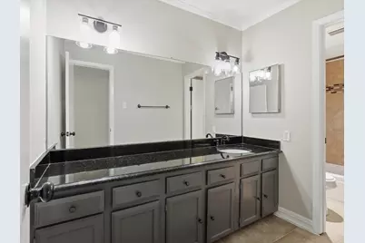 2713 Meadowstone Court, Carrollton, TX 75006 - Photo 20