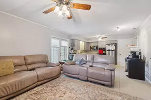 8318 Lullwater Dr, Dallas, TX 75218 - Photo 8