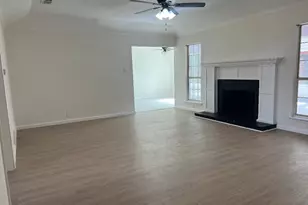 1500 Hyde Park Blvd, Cleburne, TX 76033 - Photo 8