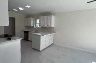 1500 Hyde Park Blvd, Cleburne, TX 76033 - Photo 12