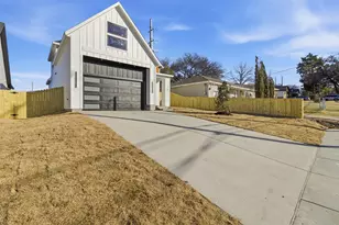 618 S Moore St, Dallas, TX 75203 - Photo 2