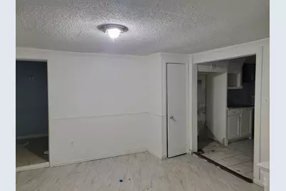 924 N Clements Street, Gainesville, TX 76240 - Photo 2