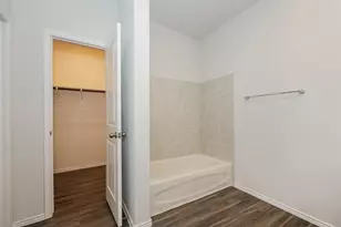 1311 Ester Ln, Ennis, TX 75119 - Photo 14